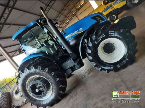 Trator New Holland T7 245