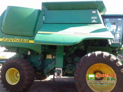 Colheitadeira John Deere STS 9750