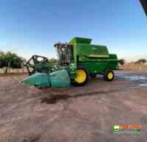 Colheitadeira Jonh Deere 1550