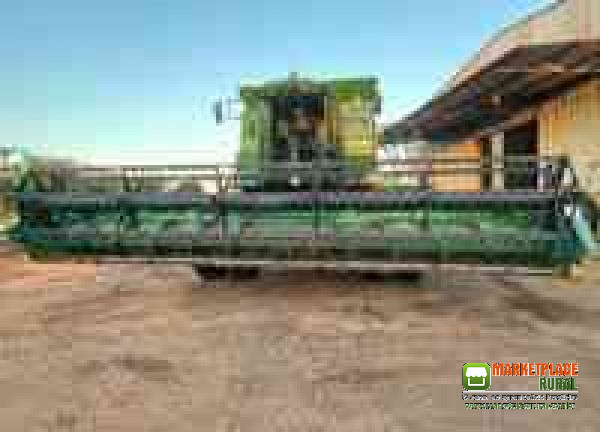 Colheitadeira Jhon Deere 1550