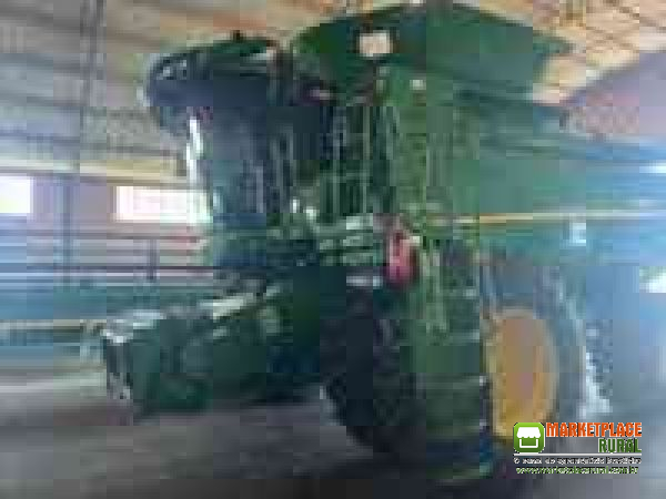 Colheitadeira John Deere S680