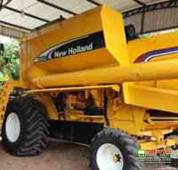 Colheitadeira New Holland TC 59