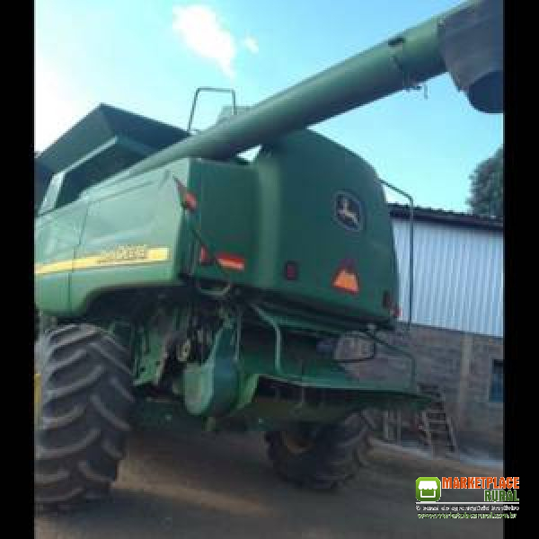 Colheitadeira Jhon Deere 9670