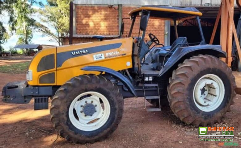 Trator Valtra/Valmet BM 125 4x4 ano 10