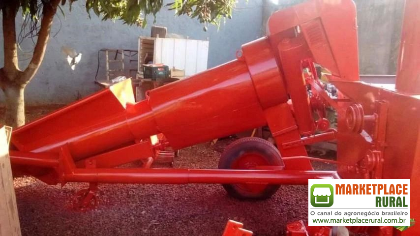 COLHEDEIRA DE MILHO FOGUETINHO ENSACADEIRA GRANELEIRA PENHA JUMIL