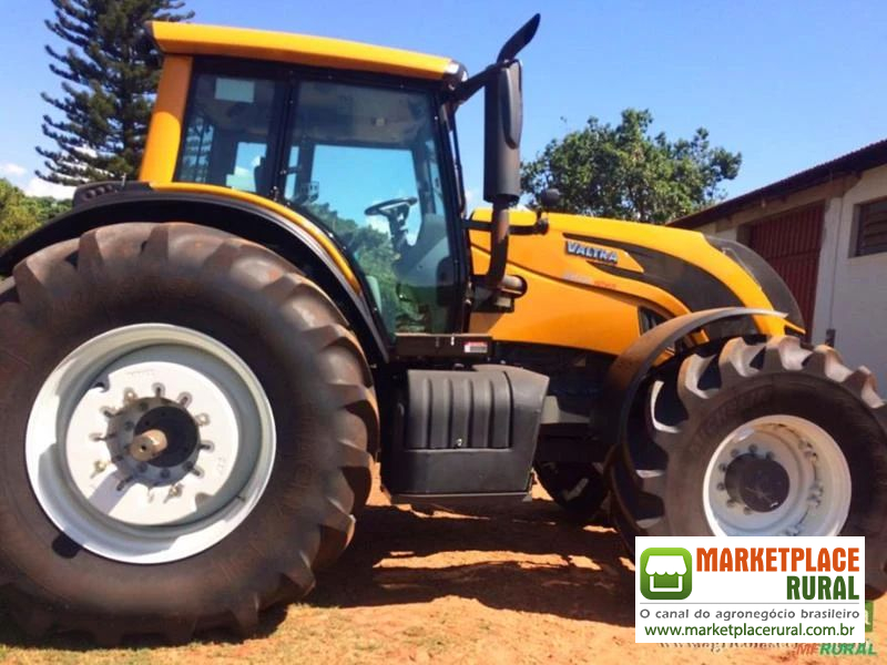 Trator Outros Valtra/Valmet 4x4 ano 21