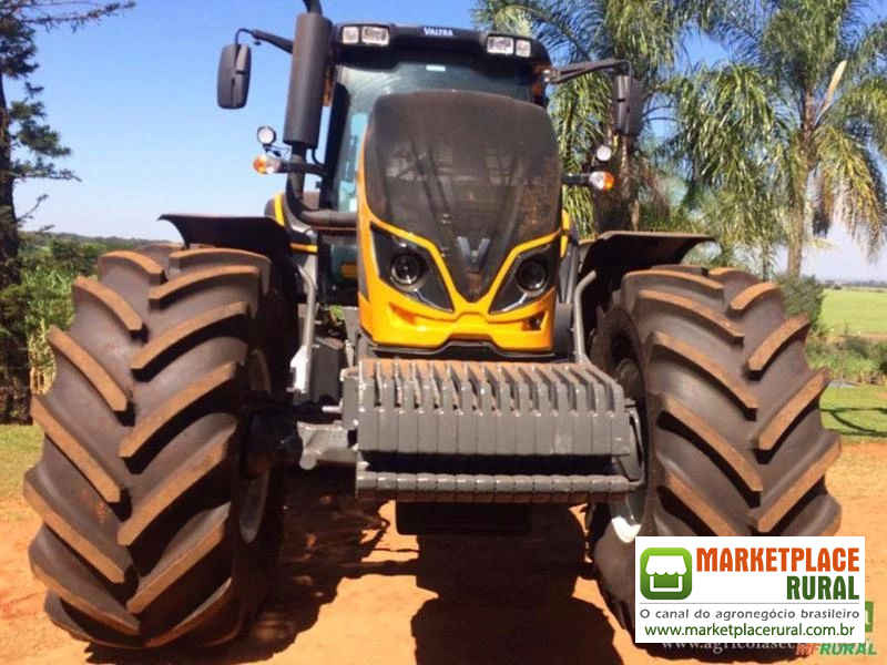 Trator Outros Valtra/Valmet 4x4 ano 21