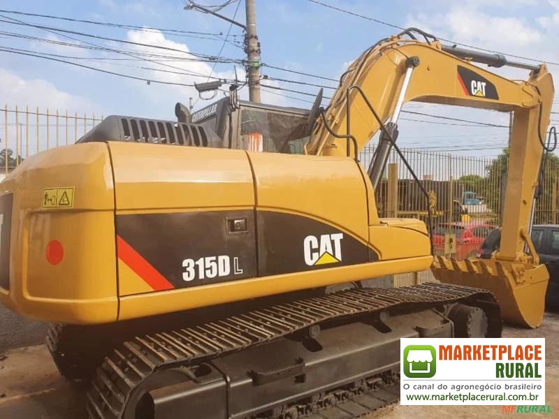 Escavadeira Caterpillar 315DL 2015.