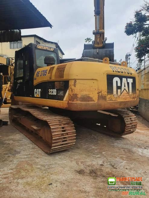 Escavadeira Caterpillar 323D 2011