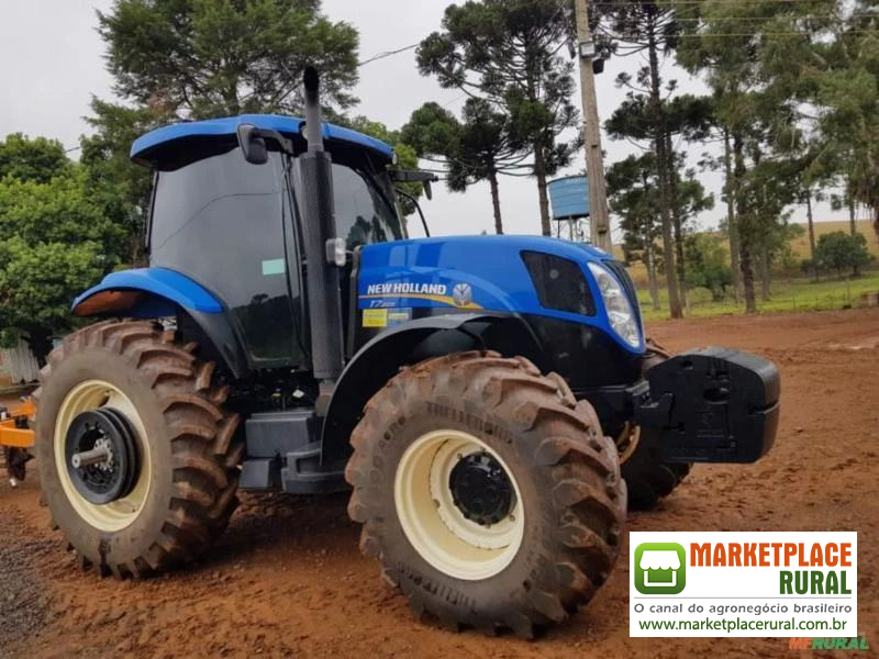 Trator New Holland T7.205 4x4 ano 20