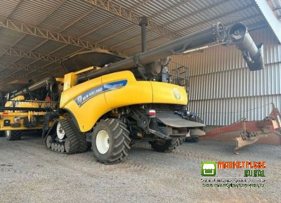 Colheitadeira New Holland CR10.90