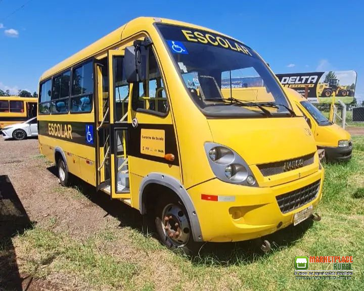 Micro Ônibus Iveco City Class 70c16 30 Lugares 2012