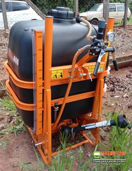 Tanque de 600 Lts para herbicida