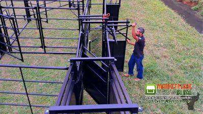 Curral móvel para manejo de bovinos