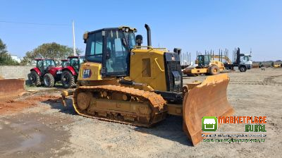 Caterpillar D4