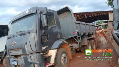 Ford Cargo 2423 ano 2013