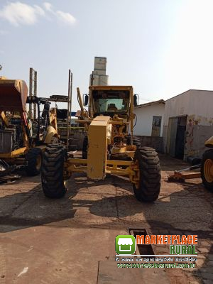 Caterpillar 140k ano 2011