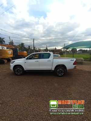 Toyota Hilux CD SRV 4x4 diesel, ano 2022